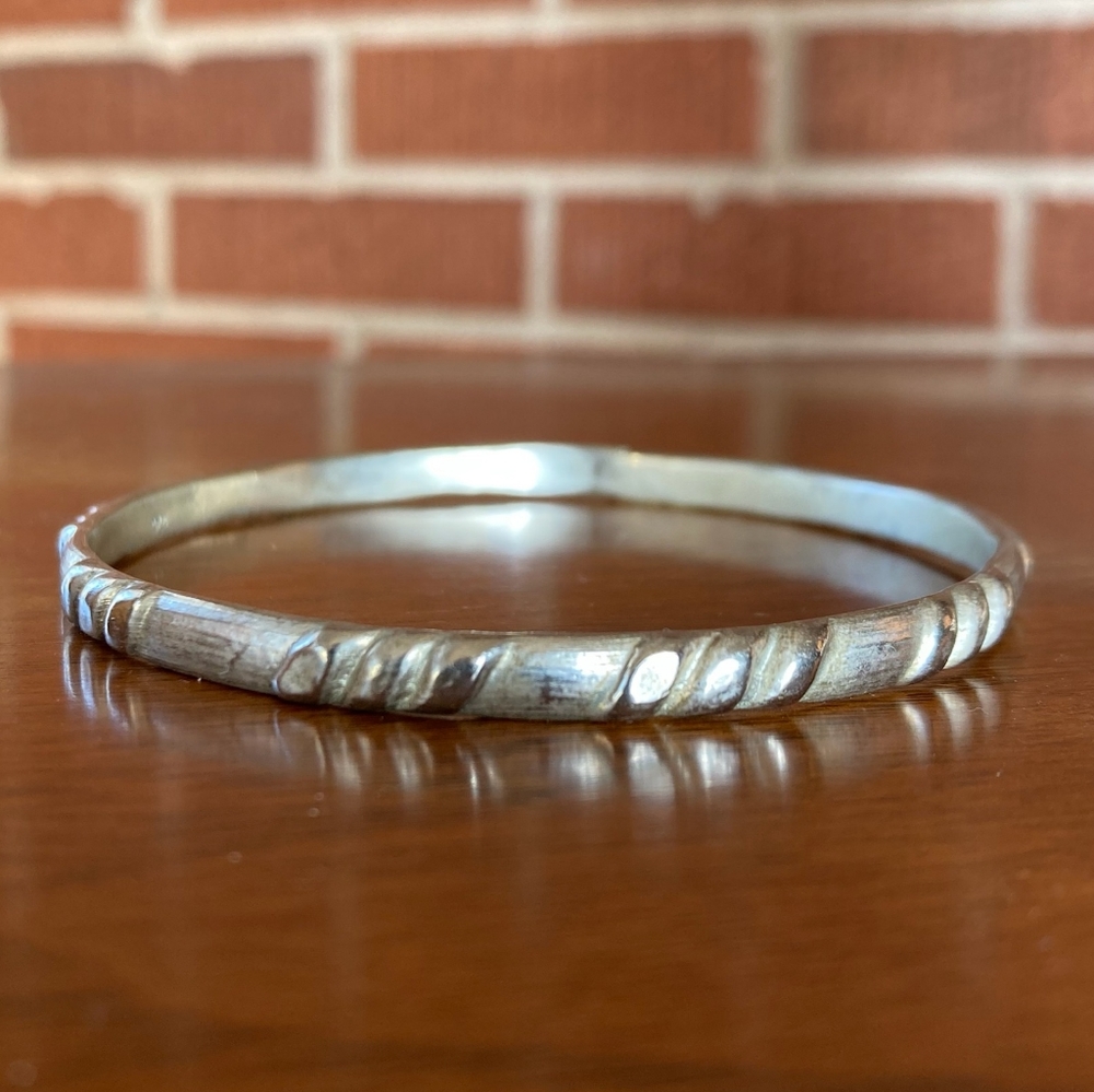 Vintage Sterling Silver Bangle Bracelet